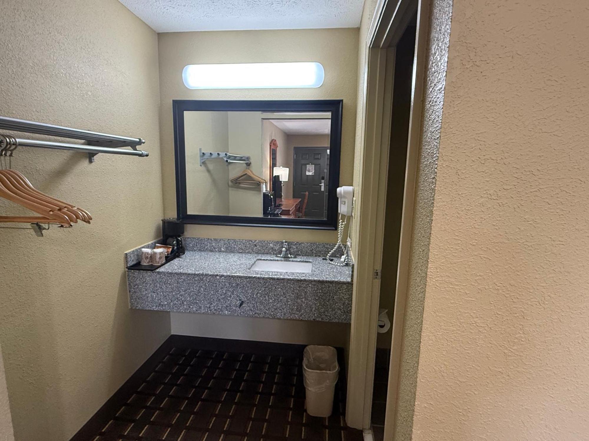 פורטלנד Deerfield Inn מראה חיצוני תמונה